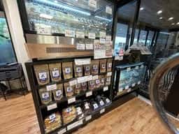 富士山フルーツサンド 金藏 河口湖旅の駅店