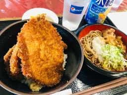 ジャパンセントラルゴルフ倶楽部 レストラン