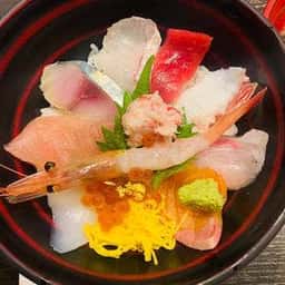 市場めし あまつぼ