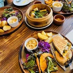 HAMAKAJI KITCHEN