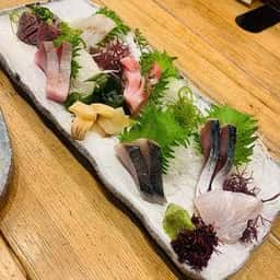 魚寅本店