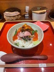 敦賀魚河岸 海鮮丼 うお吟