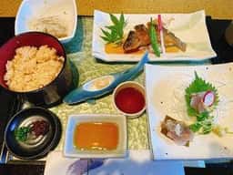 鮎料理専門店 鮎や