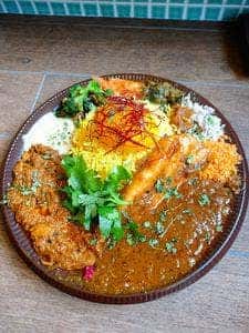 和平カレー 香椎店
