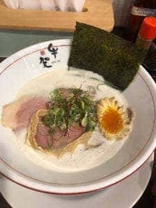牛骨ラーメン 牛賀