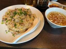 餃子の店、大陸。