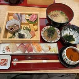 対馬のどぐろとイカ活き造り 博多 魚蔵 都ホテル店