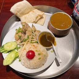 Asian Dining & Bar SAPANA 赤坂見附店