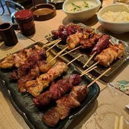 立呑み やきとん とんちゃん 鶴見本店