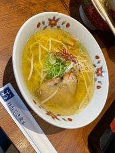 元祖はこだてラーメン おんじき庭本 空港店