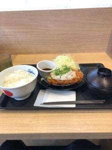 松屋 豊明店