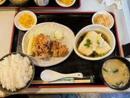 からすやま食堂