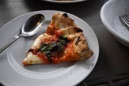 PIZZERIA BAR ConeLi 横須賀中央店