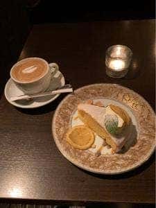 エマ ラウンジ