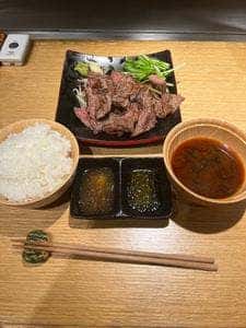 鉄板焼き居酒屋 トッピン