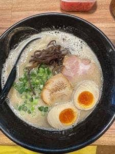 なりよし