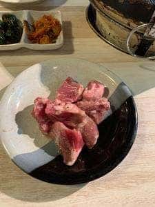 炭火焼肉まこと