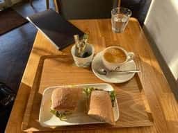 Boo’s Cafe