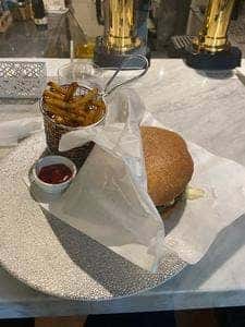 オーレスト ラ メッド