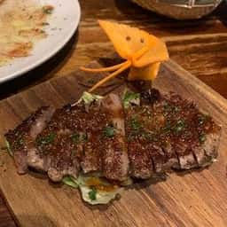 肉寿司×焼鳥食べ飲み放題 個室居酒屋 笑蔵 新宿東口店