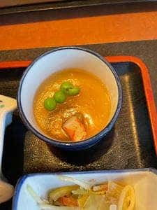しん東