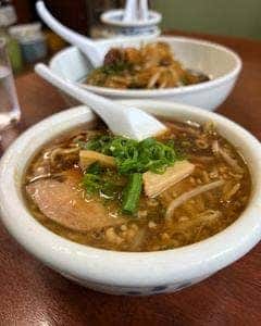 東和飯店