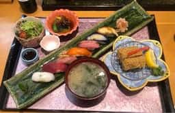 黒潮鮨 御幸本店