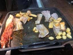 焼肉酒場 炎家