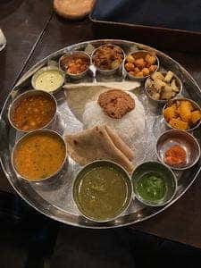 106サウスインディアン 北九州店