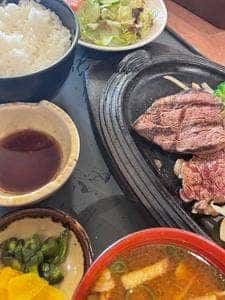ステーキ・肉料理 Tomisu亭