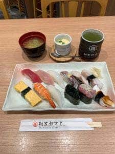 桃太郎すし エミオ練馬店
