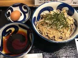 蕎麦とラー油で幸なった。