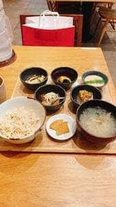 玄米食堂あえん エキュート大宮店