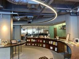 湯河原惣湯 Books and Retreat