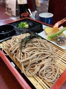 う越利