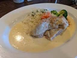 ビストロ シェ レノン