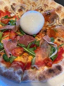 GOOD CHEESE GOOD PIZZA 東京ミッドタウン日比谷店