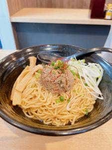 魚骨らーめん 鈴木さん