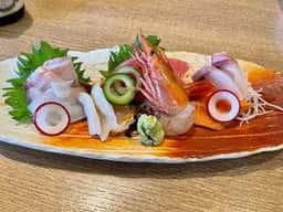 カニと海鮮丼 かじま