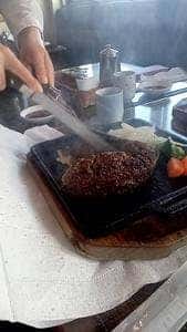 炭焼ハンバーグの店 善