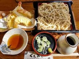 くろみやそば店