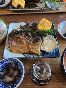 岡村春子商店 魚春