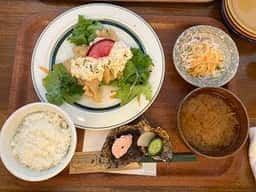 ゲンセンソザイ商店イスウ
