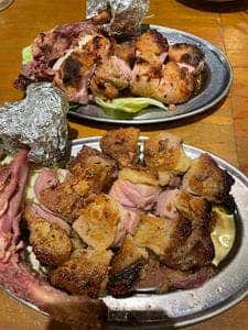 骨付鳥、からあげ、焼鳥 がブリチキン。 大須三丁目店