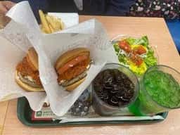 モスバーガー 十三店