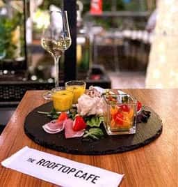 ザ ルーフトップ神戸 THE ROOFTOP KOBE