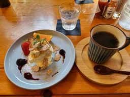 ROCK’S CAFE