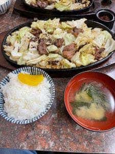博多鉄板焼肉 まんぷく亭