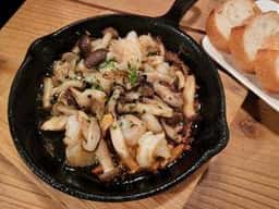 ワイン居酒屋 ポンタッチョ