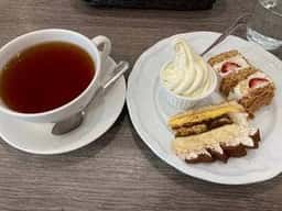 LE SALON DE NINA'S 小田急百貨店新宿